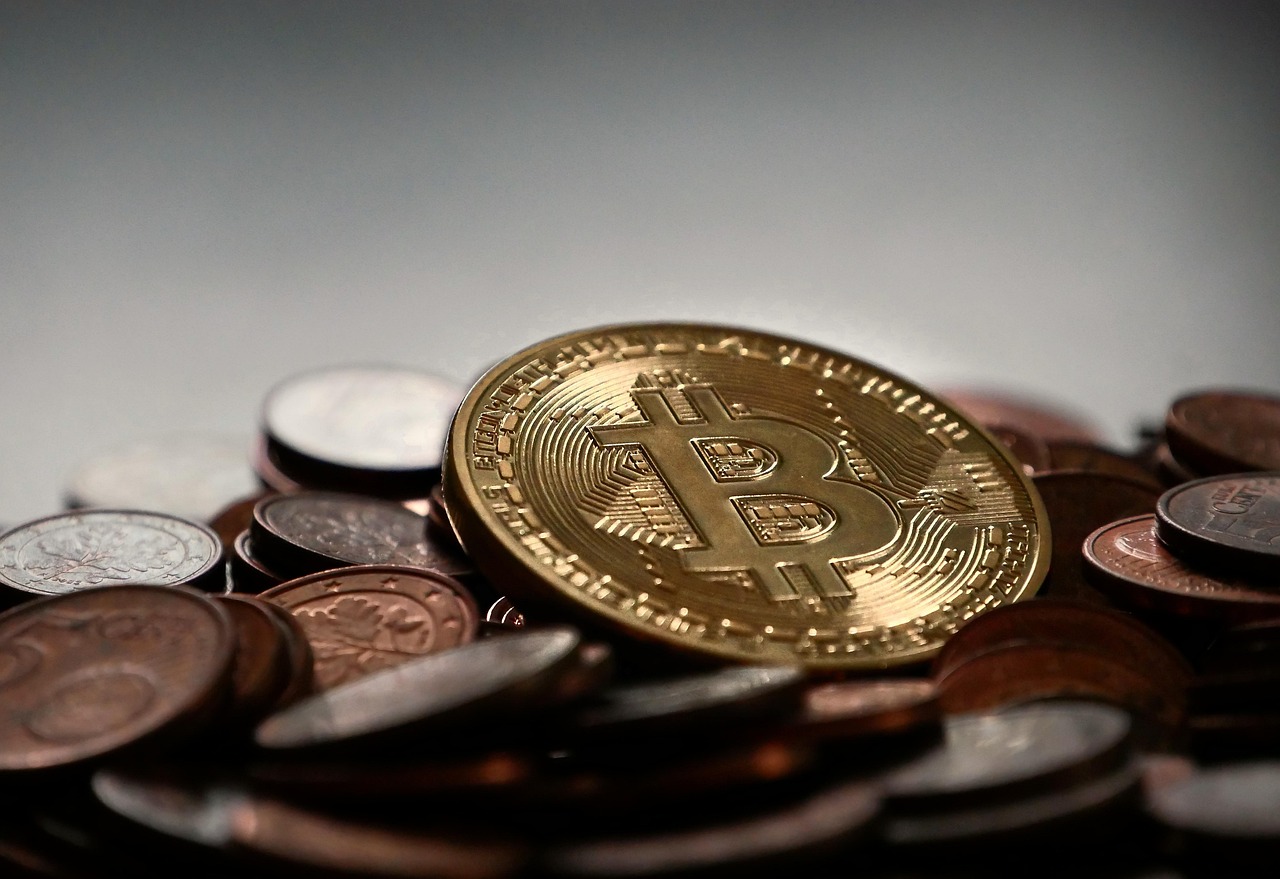 普京宣布俄乌战争复活节停火30小时！比特币涨破8.5万美元